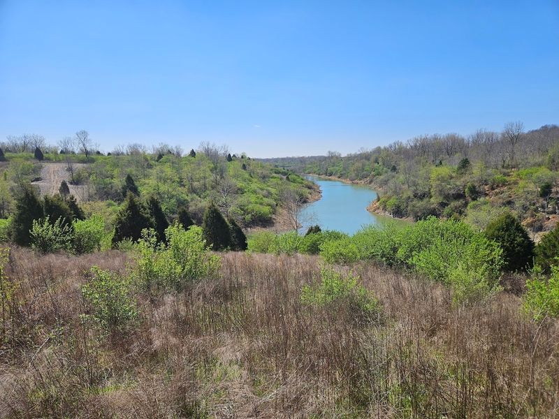 Interlake Overlook at Lynnville Park