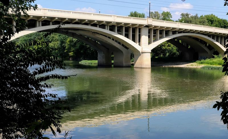 A Peaceful Urban Escape That Resets Your Whole Mood