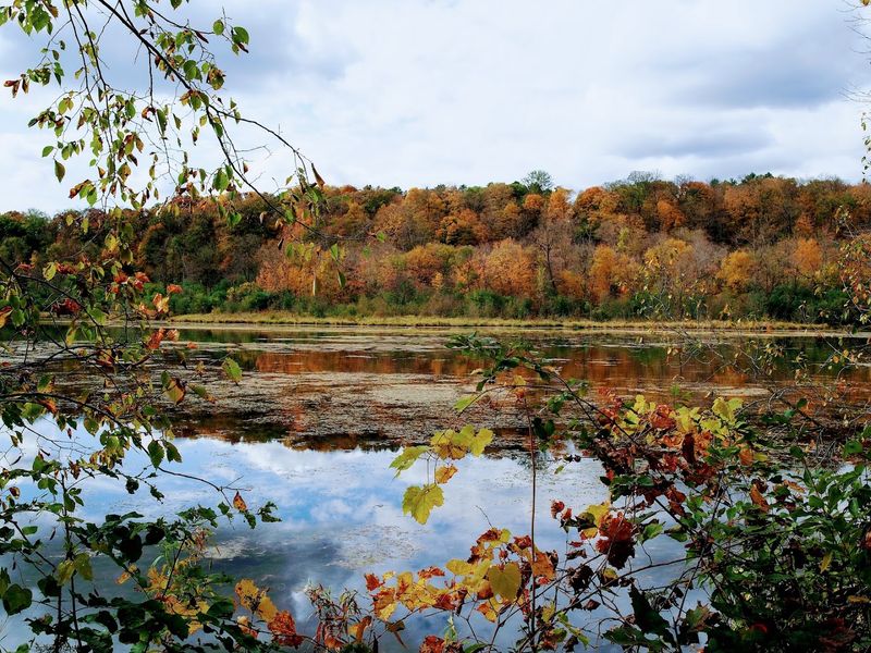 The Overlook That Stops Hikers in Their Tracks