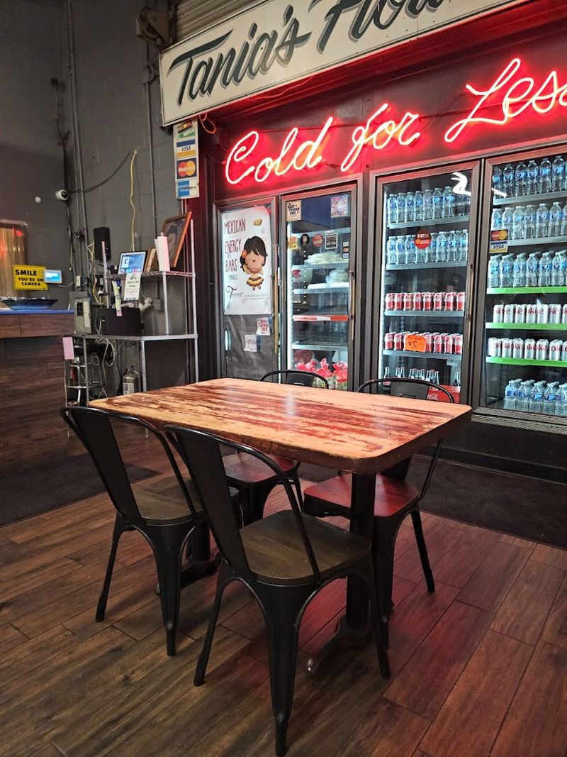 Planning Your Visit to Tania's 33