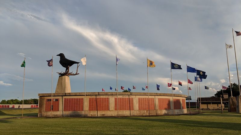 Tips for Visiting the Crow Statue in Belgrade