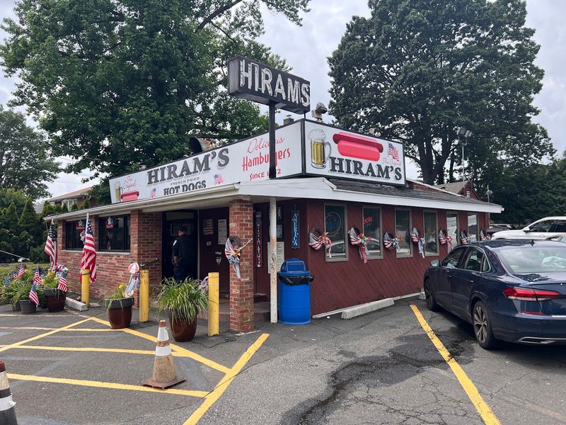 Hiram's Roadstand, Fort Lee