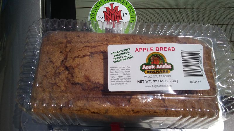 The Bakery And Pie Counter That Add More Temptation