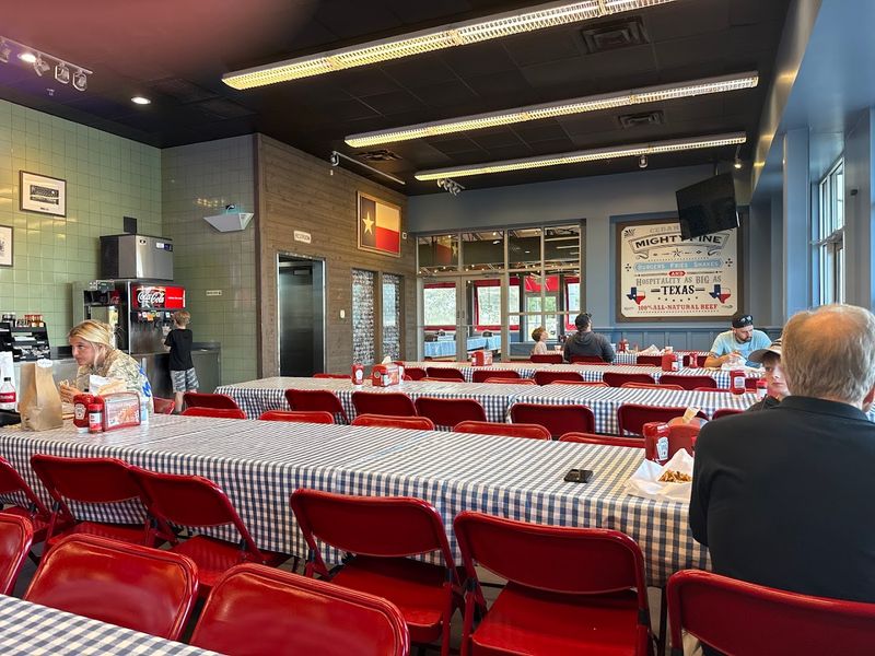 Operating Hours That Work for Real Life Schedules