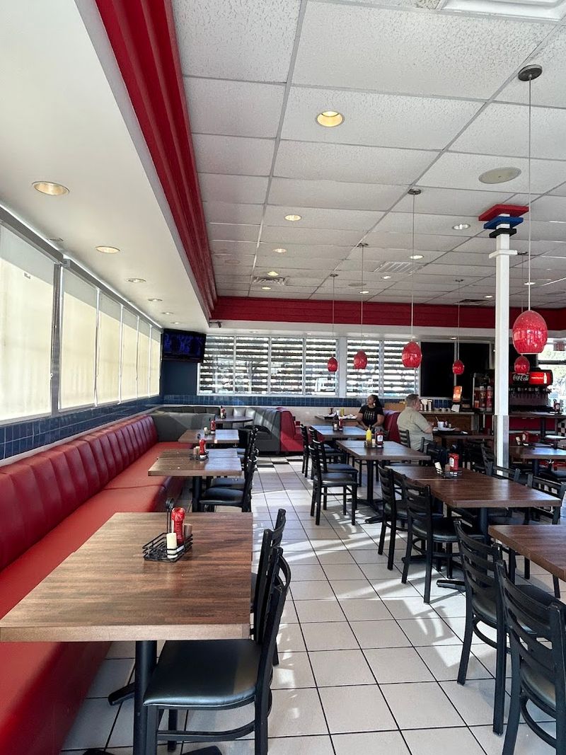 Planning Your Visit to 5730 Hollister St