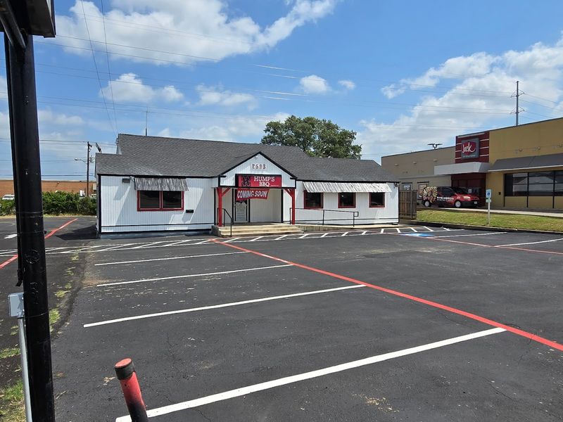 Planning Your Visit to Hump's BBQ