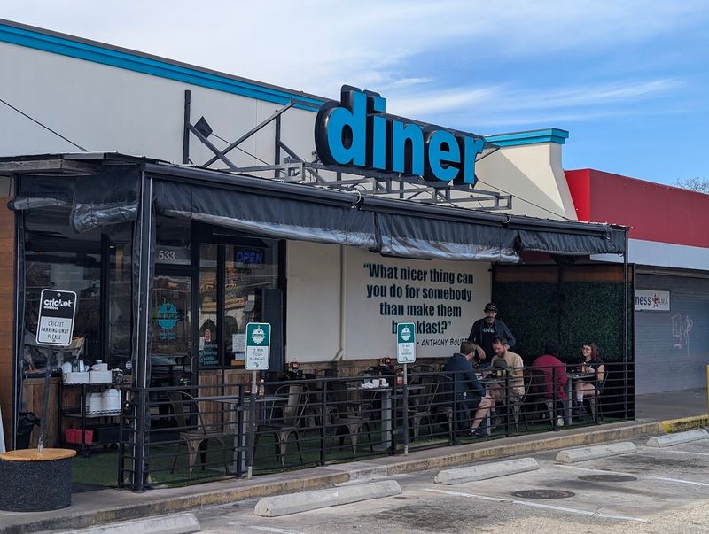 A Neighborhood Spot With Real Roots in Austin