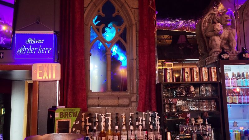 Planning Your Visit to SpookEasy Lounge in Ybor City