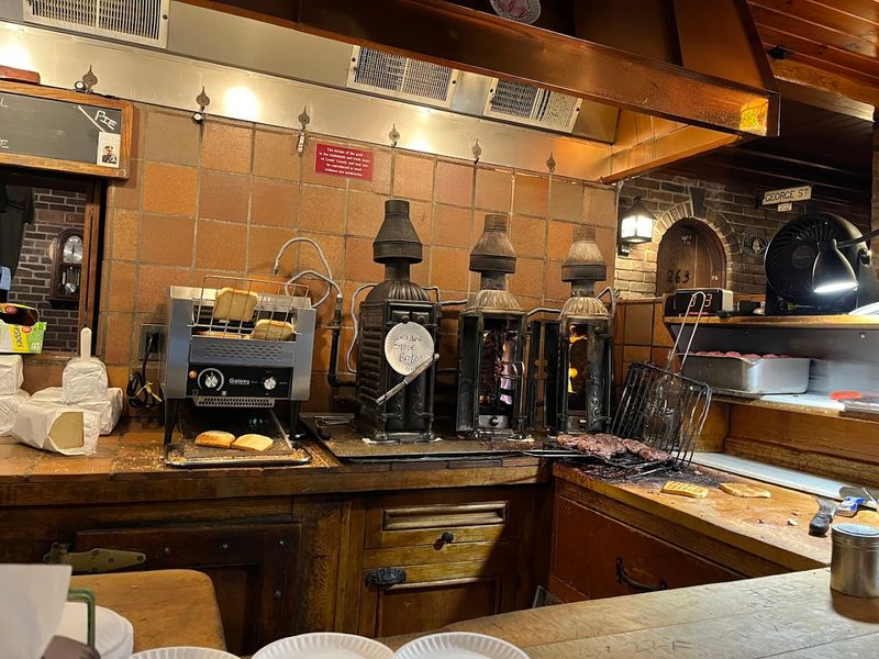 The Cast-Iron Grills That Still Matter Here