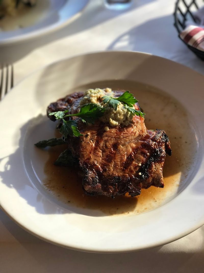 The Seasonal California Approach On The Plate