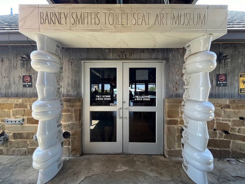Planning Your Visit to Barney Smith's Toilet Seat Art Museum