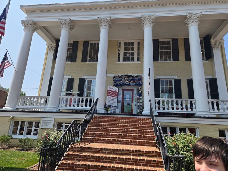 Pack Your Bags and Go Find That Apple