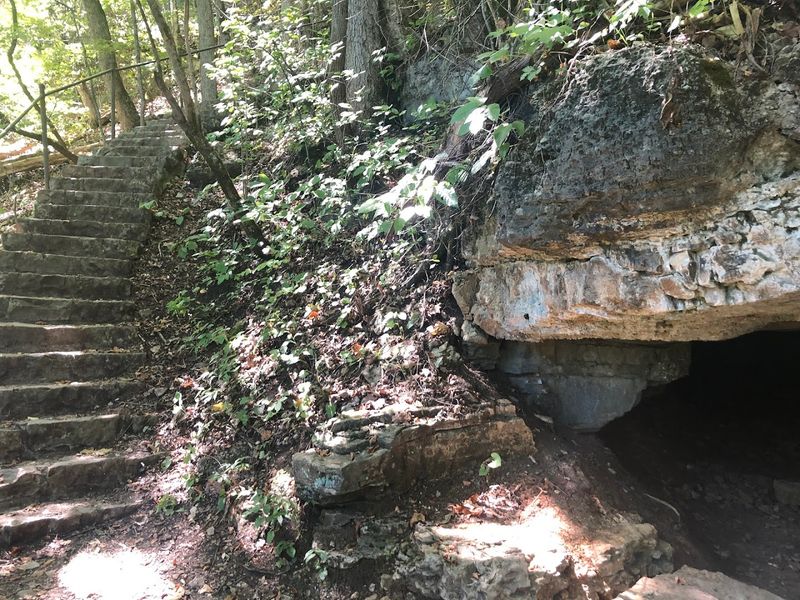 Old Soldiers Cave and Underground Mystery