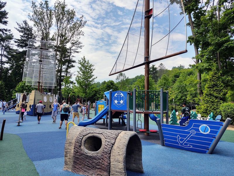 The South Mountain Recreation Complex: Where Family Fun Gets Serious