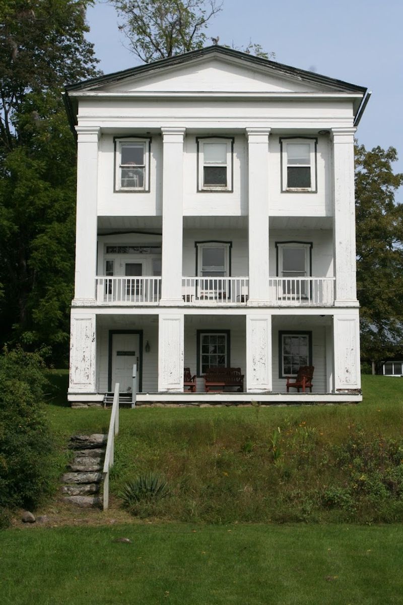 Staying on Campus and Soaking It All In