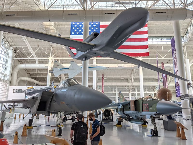 The SR-71 Blackbird and Other Cold War Legends