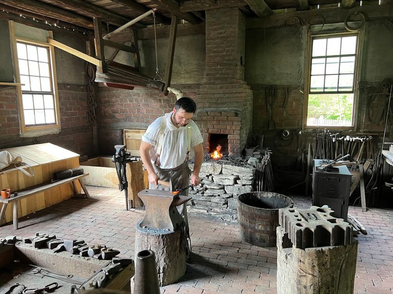 1836 Prairietown Brings the Pioneer Past Back to Life