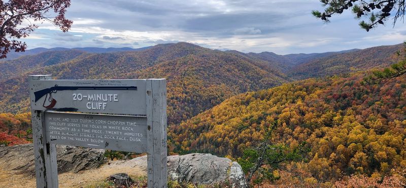 20-Minute Cliff Overlook, Blue Ridge Parkway
