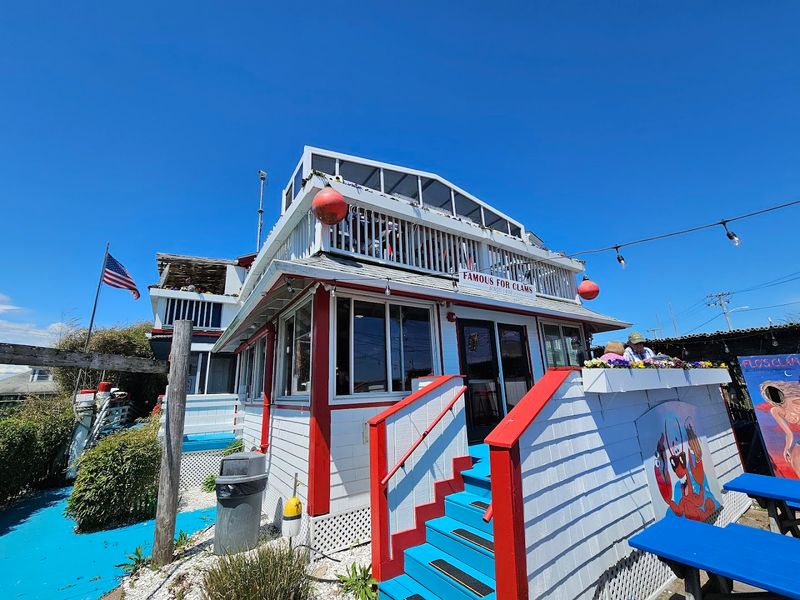 3. Flo's Clam Shack – Middletown, Rhode Island 3. Flo's Clam Shack – Middletown, Rhode Island