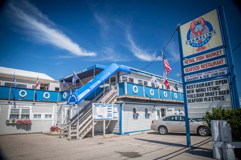 4. Champlin's Seafood – Narragansett, Rhode Island 4. Champlin's Seafood – Narragansett, Rhode Island