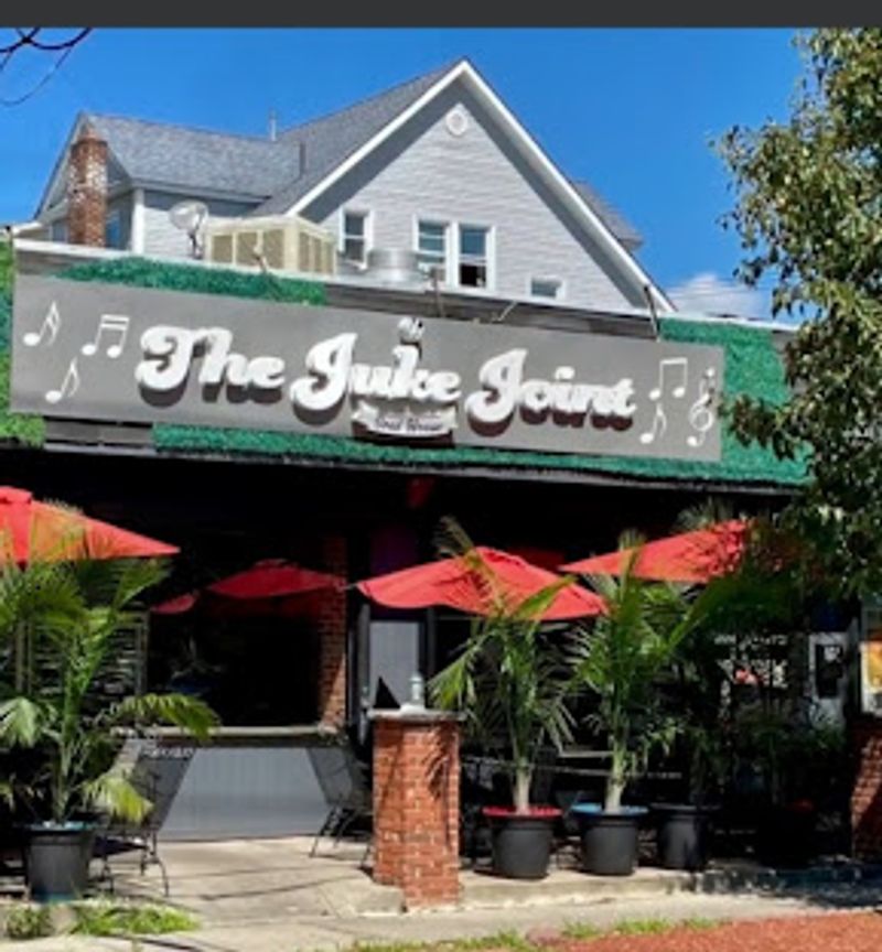 A Black-Owned Bloomfield Gem Worth Supporting Every Single Visit A Black-Owned Bloomfield Gem Worth Supporting Every Single Visit