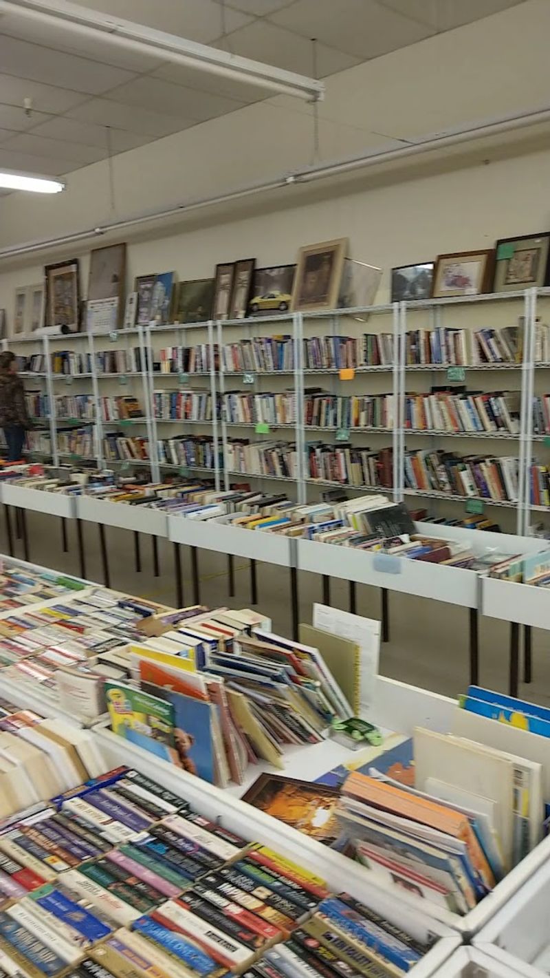 A Book Lover's Hidden Treasure Chest