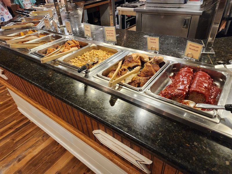 A Buffet Built for Real Comfort Food Lovers