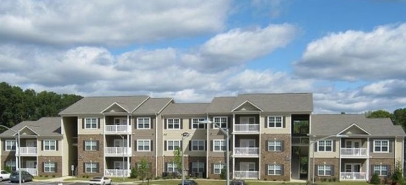 A Climate That Cooperates With Outdoor Living A Climate That Cooperates With Outdoor Living