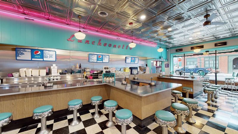 A Diner With Deep Roots and a Proud Name