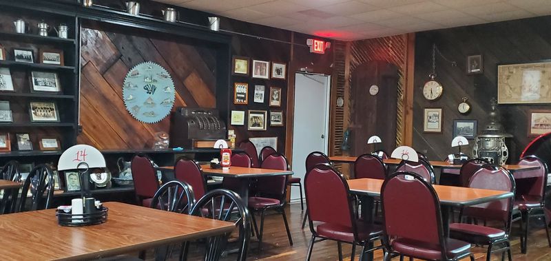 A Dog-Friendly Spot That Welcomes the Whole Family