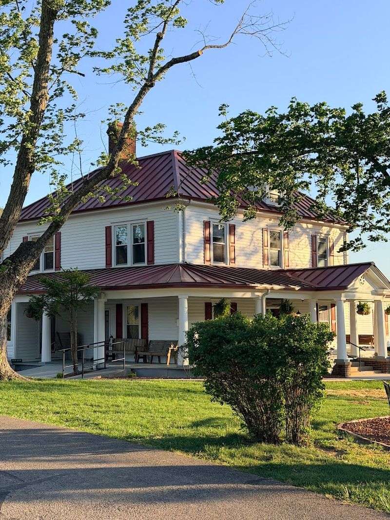 A Farmhouse That Has Seen More Than A Century Of Stories A Farmhouse That Has Seen More Than A Century Of Stories