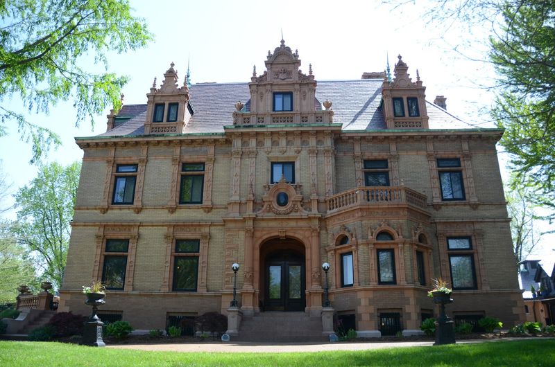 A Mansion Built on Stove Money and Big Dreams A Mansion Built on Stove Money and Big Dreams
