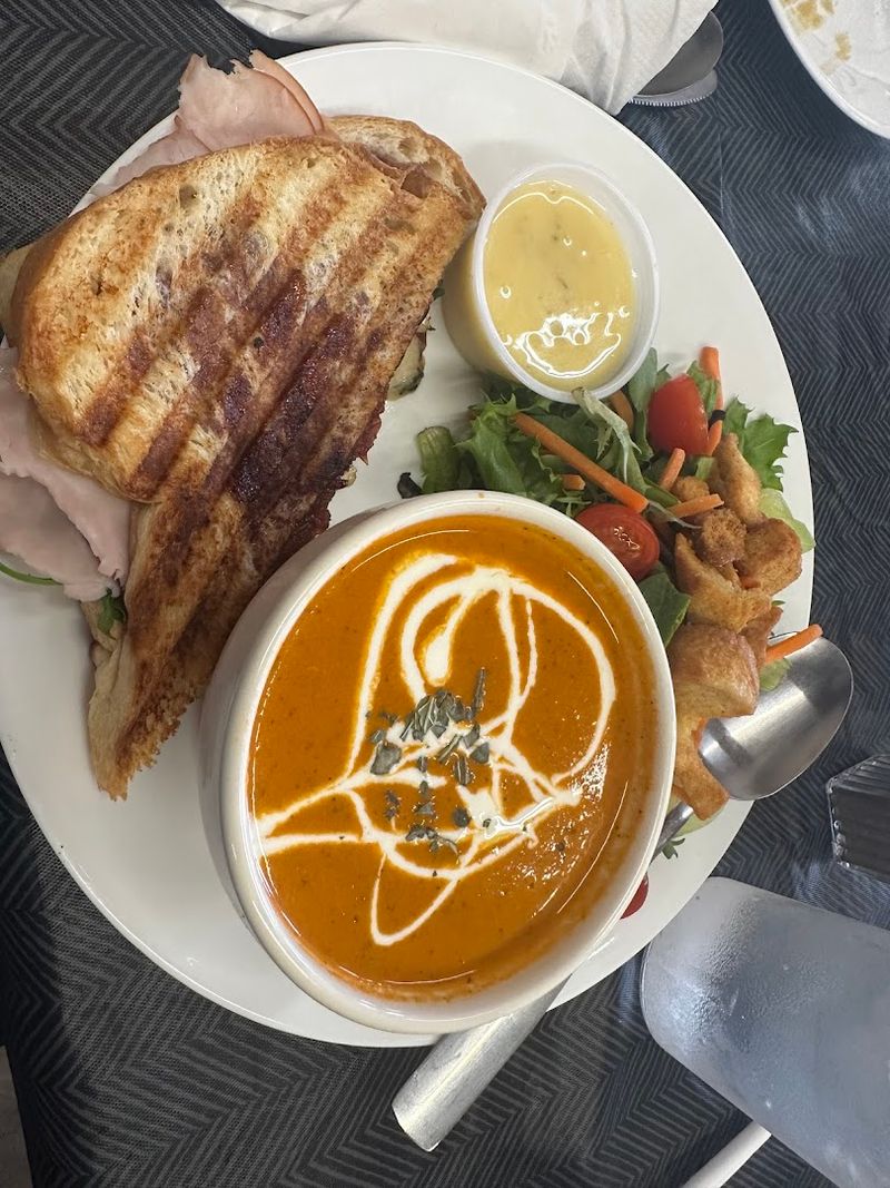 A Menu Built on Comfort and Crafted With Real Skill