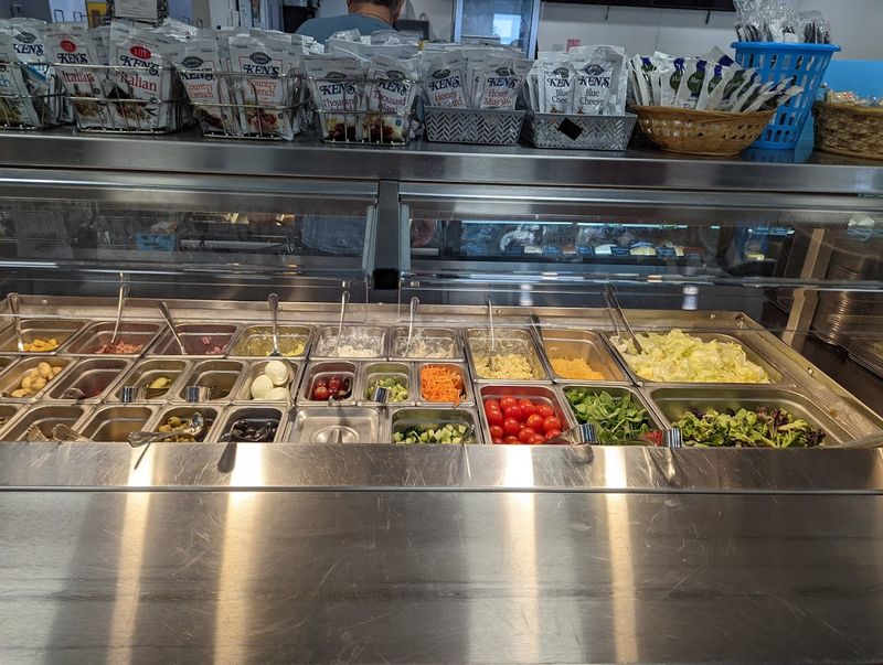 A Self-Serve Salad Bar and Rotating Soups for a Fresh Lunch Stop A Self-Serve Salad Bar and Rotating Soups for a Fresh Lunch Stop