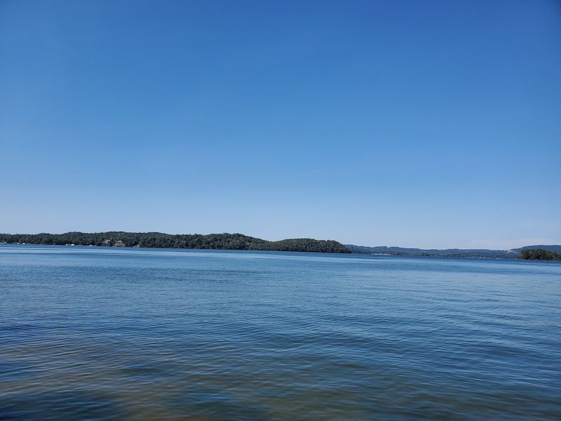 Alabama's Largest Lake Offers Endless Room to Explore Alabama's Largest Lake Offers Endless Room to Explore