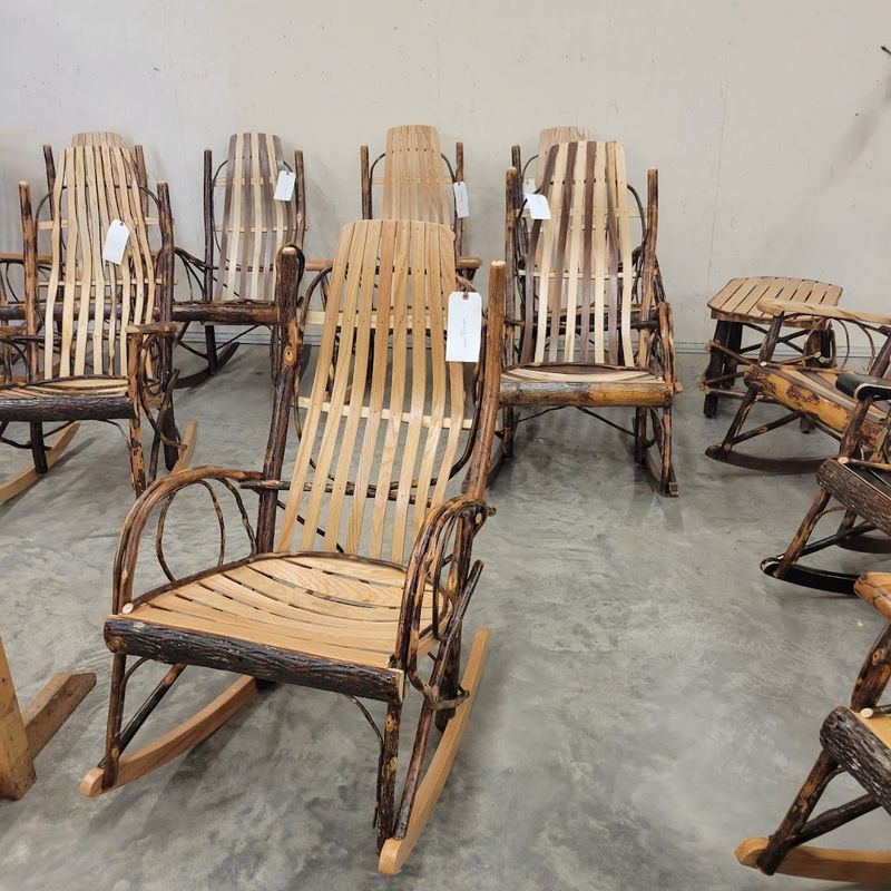 Amish Furniture Worth Every Second of the Drive