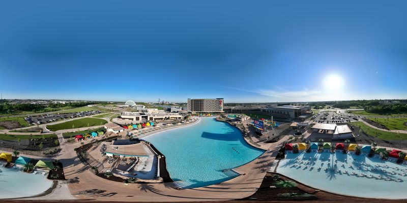 An Adults-Only Pool Offers a Peaceful Escape