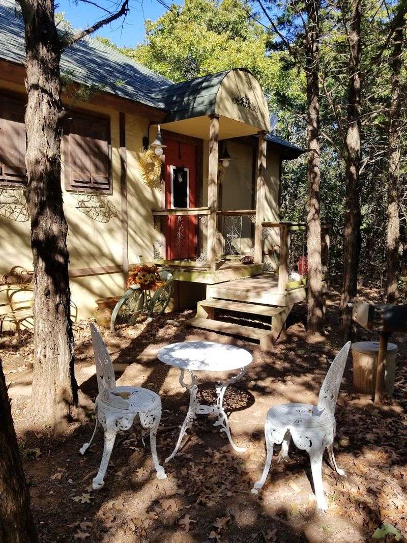 Arcadian Getaways, Guthrie, Oklahoma