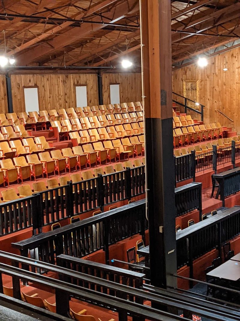 Auctions, Cash Payments, and the Old-School Market Vibe