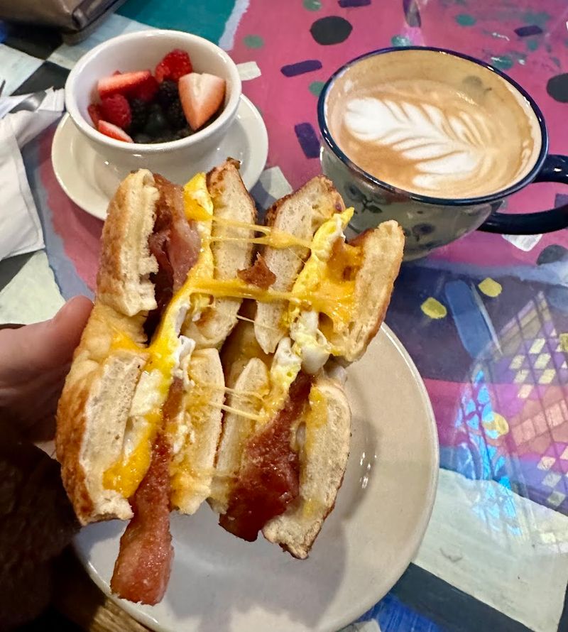 Bagel Sandwiches and Cinnamon Rolls Worth the Drive