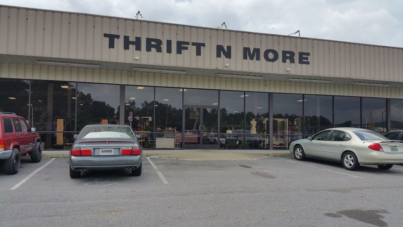 Location Convenient for Regional Shoppers Location Convenient for Regional Shoppers