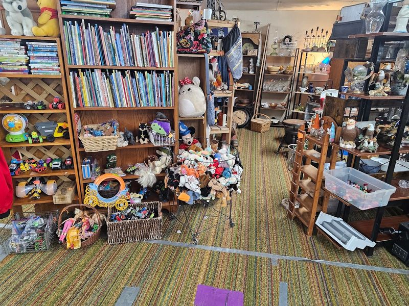 Books, Art, Music, and Pop Culture Finds
