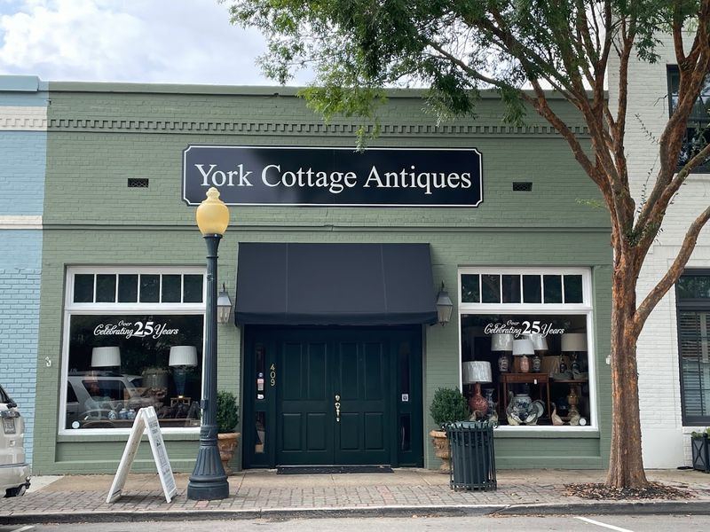 Boutique Shops Like York Cottage Antiques and A Fox's Tale Boutique Shops Like York Cottage Antiques and A Fox's Tale