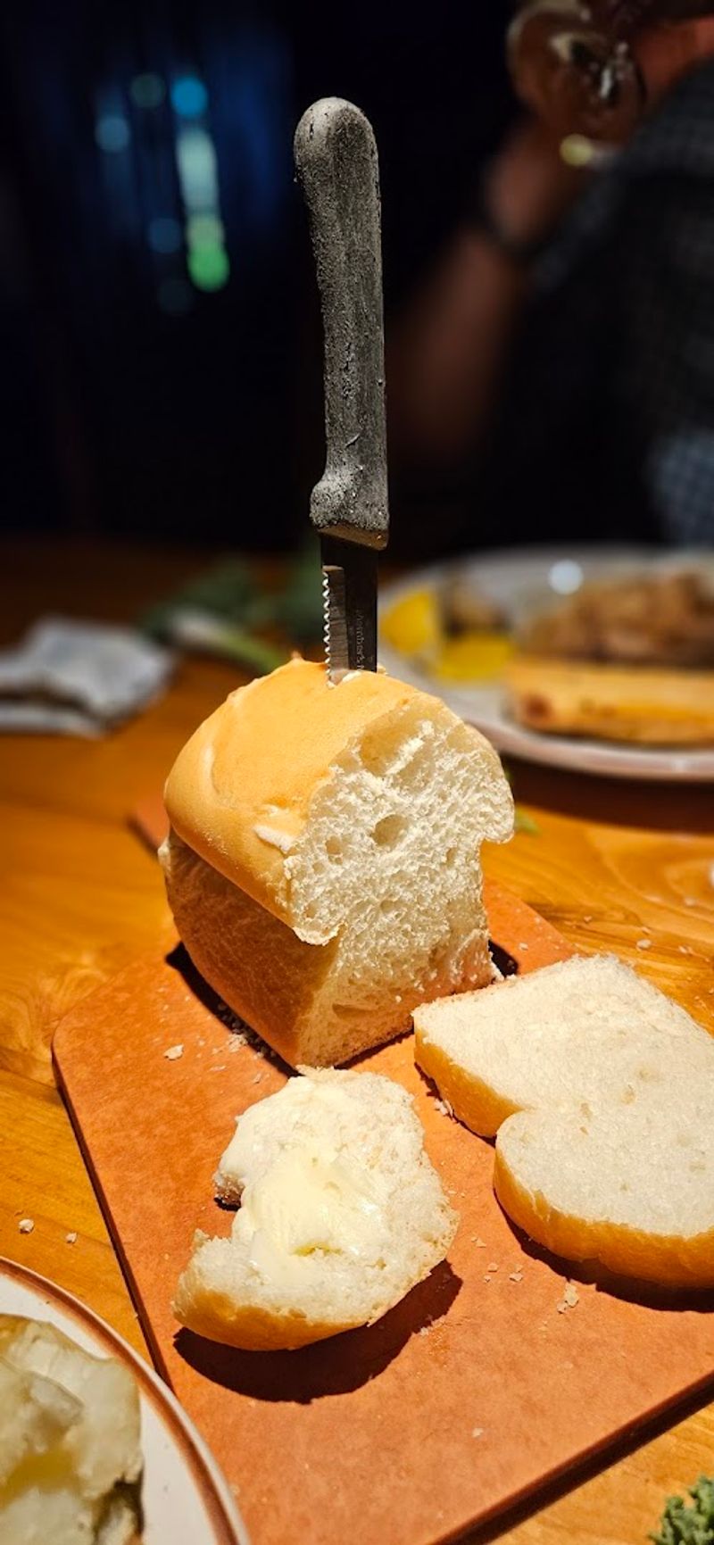 Bread Service Brings a Simple Joy