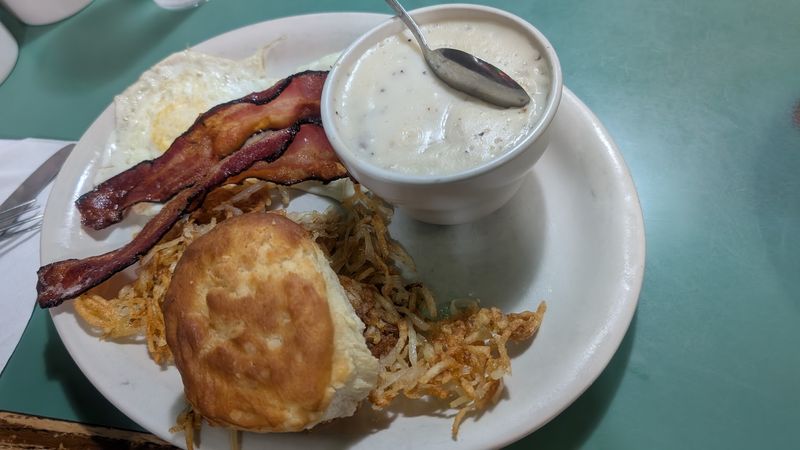 Breakfast Worth Setting an Early Alarm For