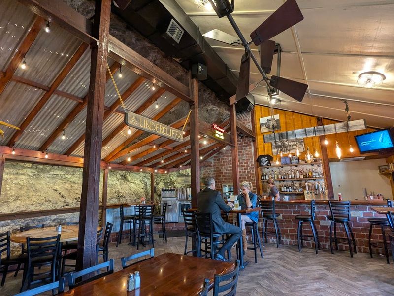 Breakfast on Saturday and Sunday Is a Hidden Gem