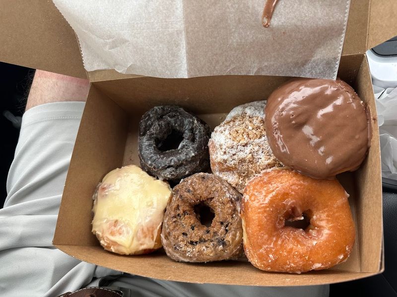 Buttermilk Donuts With a Following All Their Own