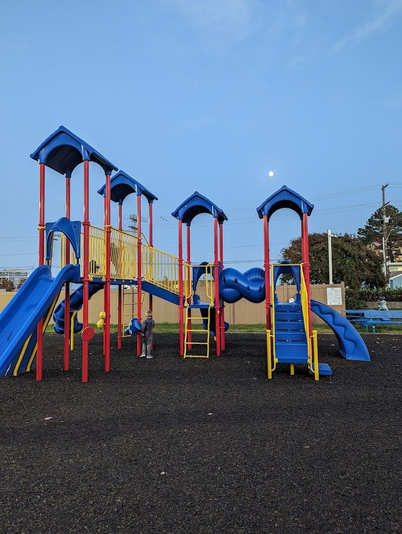 Callis Park, Where Little Ones and Older Kids Both Find Their Happy Place