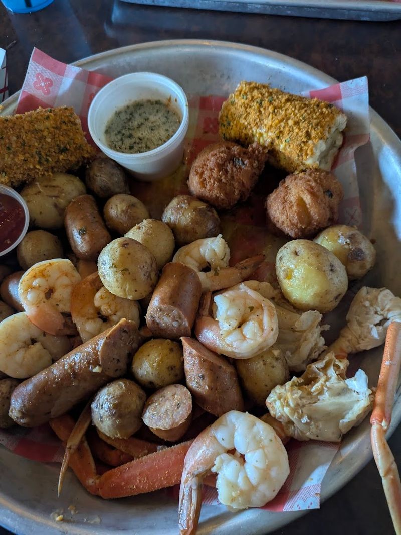 Catfish and Seafood Options Pull Real Crowds
