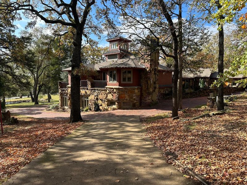 Cedar Rock Inn at Red Rock Canyon Adventure Park, Hinton, Oklahoma